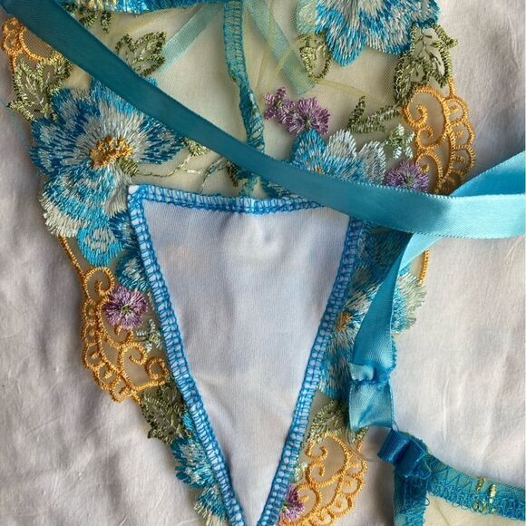 new, blue lace bra and thong set and ribbons to close - Picture 14 of 16